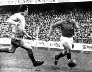 Raymond Kopa Action Shot Wallpaper