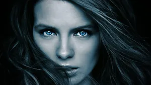 Rhona Mitra Blue Eyes Wallpaper