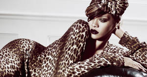 Rihanna Struts Her Stuff In A Fierce Leopard Print Outfit Wallpaper