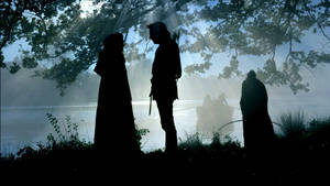 Robin Hood And Marian Shadow Wallpaper