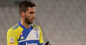 Rodrigo Bentancur In Blue And Yellow Jersey Wallpaper