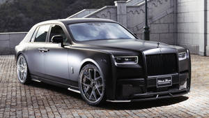 Rolls-royce 4k Ghost On Cobblestone Wallpaper