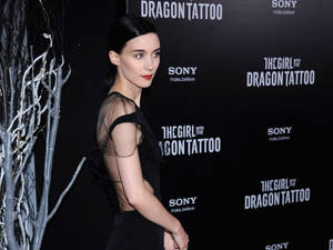 Rooney Mara Theater Scene Wallpaper