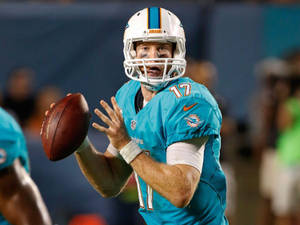 Ryan Tannehill Nfl Match Candid Shot Wallpaper