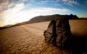 Sailing Stones Death Valley Wallpaper