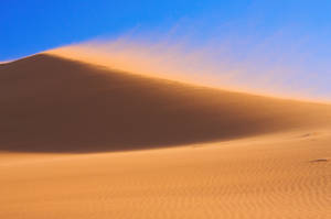 Sand Dune Full Screen Desktop Wallpaper