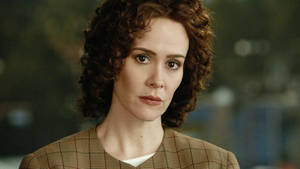 Sarah Paulson In American Crime Story Wallpaper