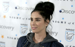 Sarah Silverman Striking A Pose Wallpaper