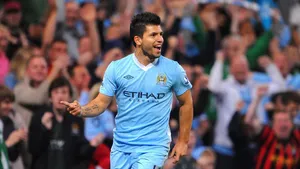 Sergio Aguero Scoring Manchester City's Winning Goal Against West Ham Wallpaper