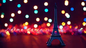 Share The Love - Paris Style Wallpaper