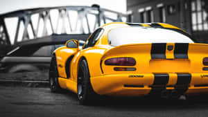 Shimmering In The Sunlight, The Powerful Dodge Viper Wallpaper