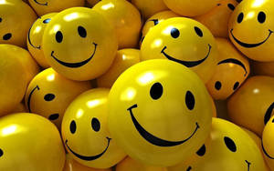 Shiny Smiley Faces Wallpaper