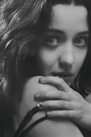 Shy Woman With Beautiful Eyes Wallpaper