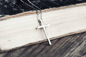 Silver Christian Cross Wallpaper