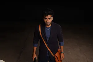 Simbu In Action - Maanaadu Movie Still Cut Wallpaper