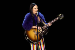 Singer Kacey Musgraves Performance Wallpaper