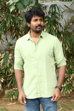 Sivakarthikeyan In Light Green Shirt Wallpaper