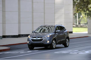 Small Gray Hyundai Tucson Wallpaper