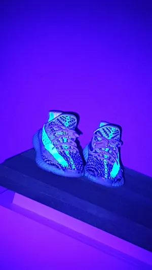 Sneak Peak At The New Yeezy 500 Luanche Wallpaper