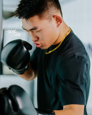 Song Yadong Close Up Portrait Wallpaper