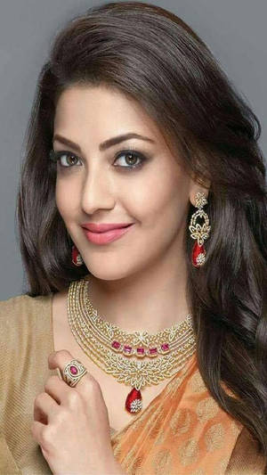 South Heroine Kajal Aggarwal Wallpaper