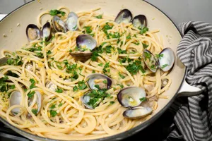 Spaghetti Alla Vongole Italian Cuisine Wallpaper