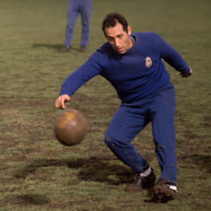 Spanish Footballer Francisco Gento Wallpaper