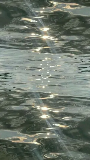 Sparkling Water Aesthetic Wallpaper