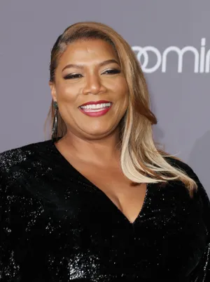 Star Actress Queen Latifah Wallpaper