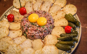 Steak Tartare With Bread Wallpaper