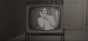 Step Into A Classic Vintage World With Wandavision Wallpaper