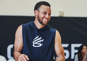 Steph Curry Wearing Sleeveless Hoodie Wallpaper
