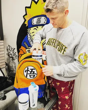 Stephen Thompson Displaying His Remarkable Martial Arts Skills Wallpaper