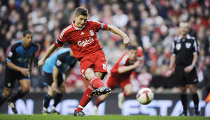 Steven Gerrard Football Kick Wallpaper