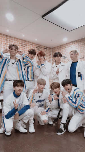 Stray Kids Brings Renewed Energy In 2020 Wallpaper