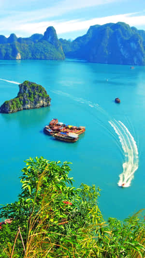 Stunning Blue Water In Halong Bay Wallpaper