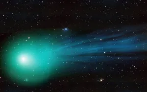 Stunning Comet In Night Sky Wallpaper