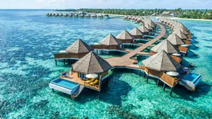 Stunning Luxury Villas In The Majestic Maldives Wallpaper