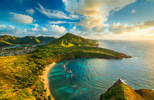 Stunning Sunset Landscape In Oahu Wallpaper