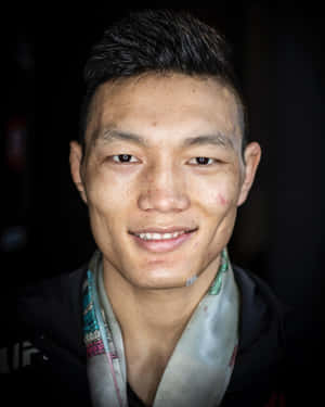 Su Mudaerji Smiling Portrait Wallpaper