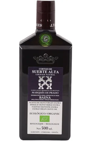 Suerte Alta Black Bottle Wallpaper