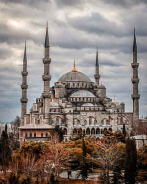Sultan Ahmed Mosque Phone Dark Clouds Wallpaper