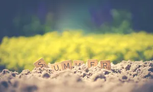 Summer Fun Scrabble Pieces Wallpaper
