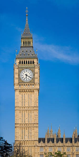 Sunlit Big Ben Wallpaper