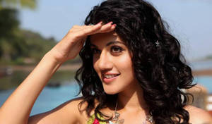 Taapsee Pannu Gorgeous Indian Actress Wallpaper