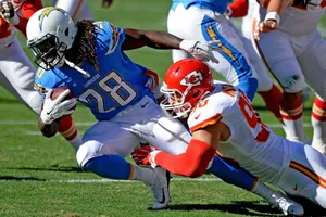 Tackle Shot Kansas City Chiefs Wallpaper
