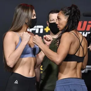 Taila Santos And Montana De La Rosa Wallpaper