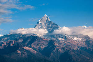 Tall Mountain Landscapes Wallpaper