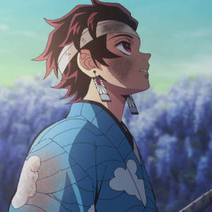 Tanjiro Pfp Look Up Pose Wallpaper