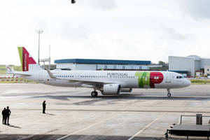 Tap Portugal Airport Crew Wallpaper